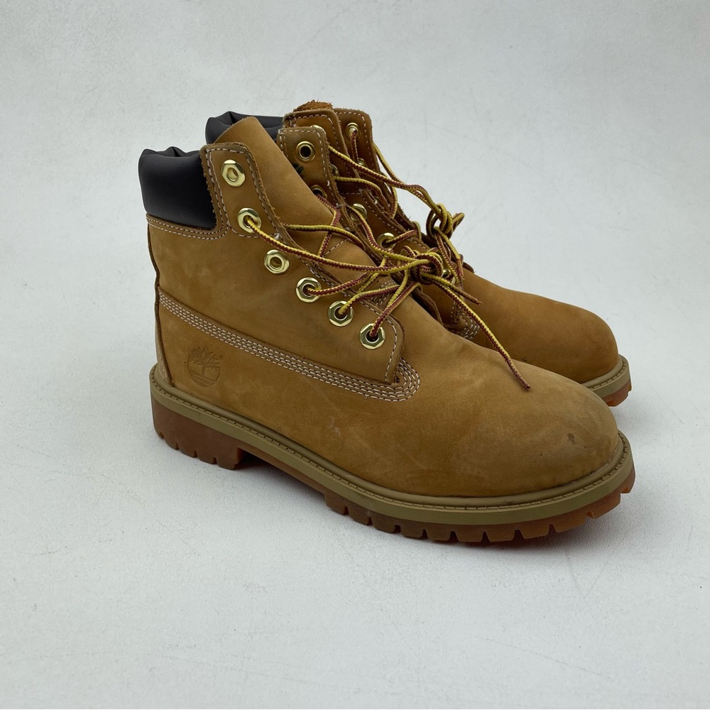 Timberland 6 Inch Premium Junior 'Wheat' Waterproof Boot - Size 4.5Y / 6W - Picture 3 of 8